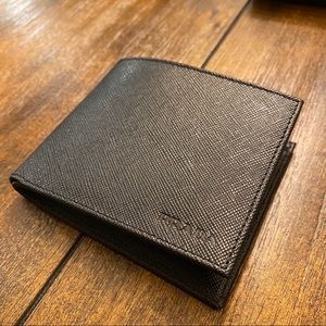 PRADA Saffiano Wallet Black NEW